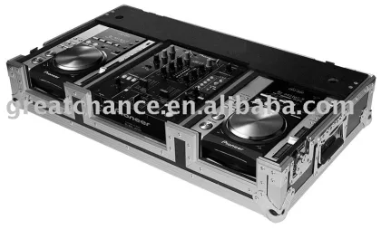 ATA COFFIN FOR TWO PIONEER CDJ200/DENON DNS1000 CD PLAYERS AND 10" MIXER W/WHEELS
