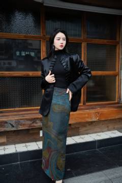 Shisanchai Hexi Four Prefectures Xiangyunsha Colorful Skirt