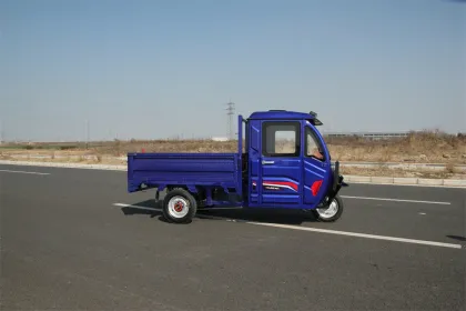 Three-wheeled electric commuter vehicle