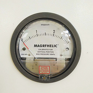 pressure gauge