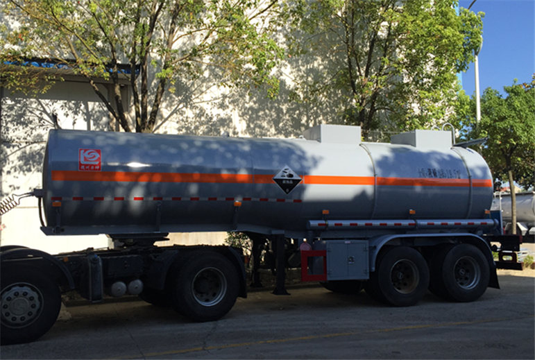 Sodium hydroxide transport tank semi trailer