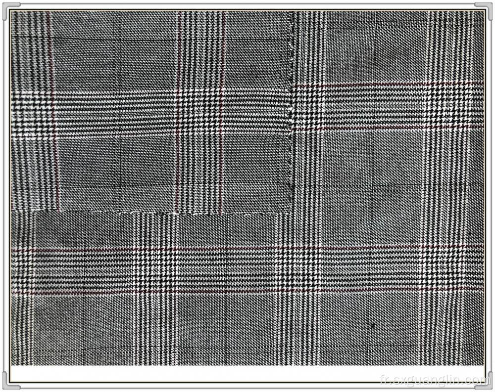 Vérifiez le tissu Begaline pour le manteau