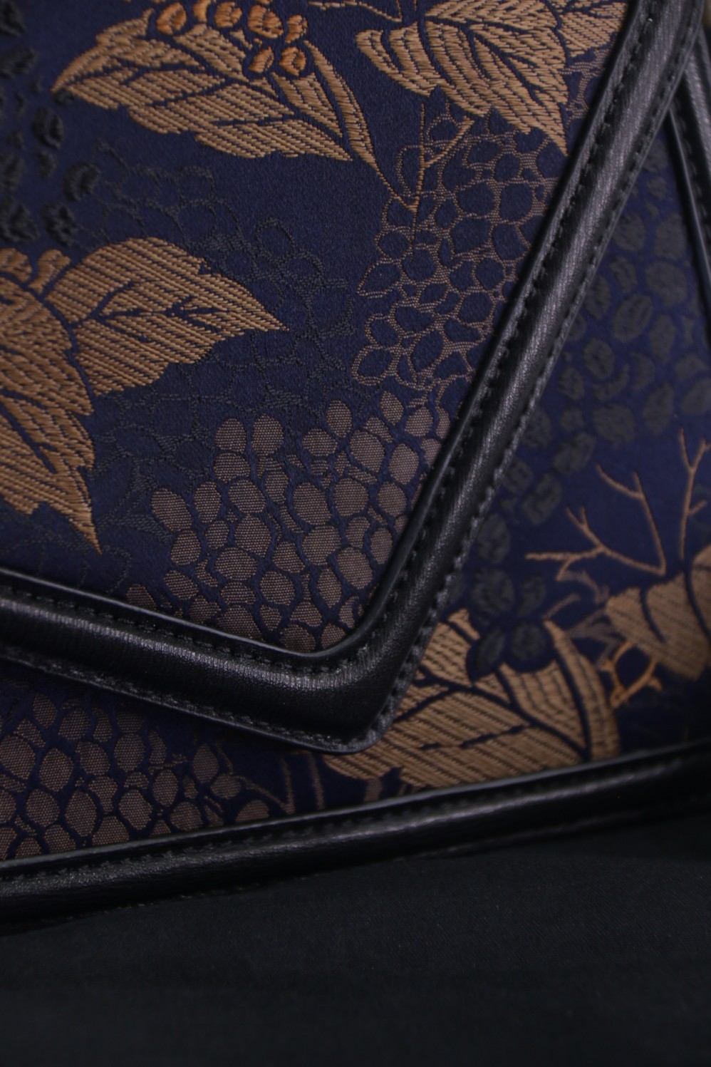 Premium woman handbag