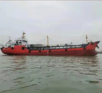 2630 DWT Oil tanker build in 2007