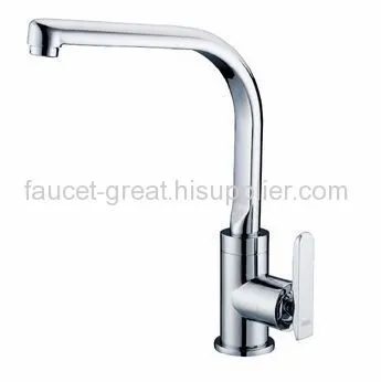 Modern Design Kitchen Faucet In Brass Material 