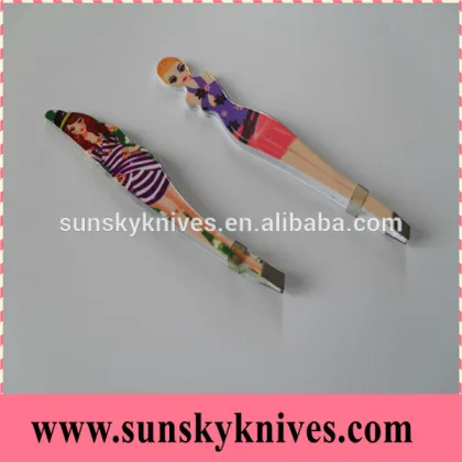 eyebrow tweezers