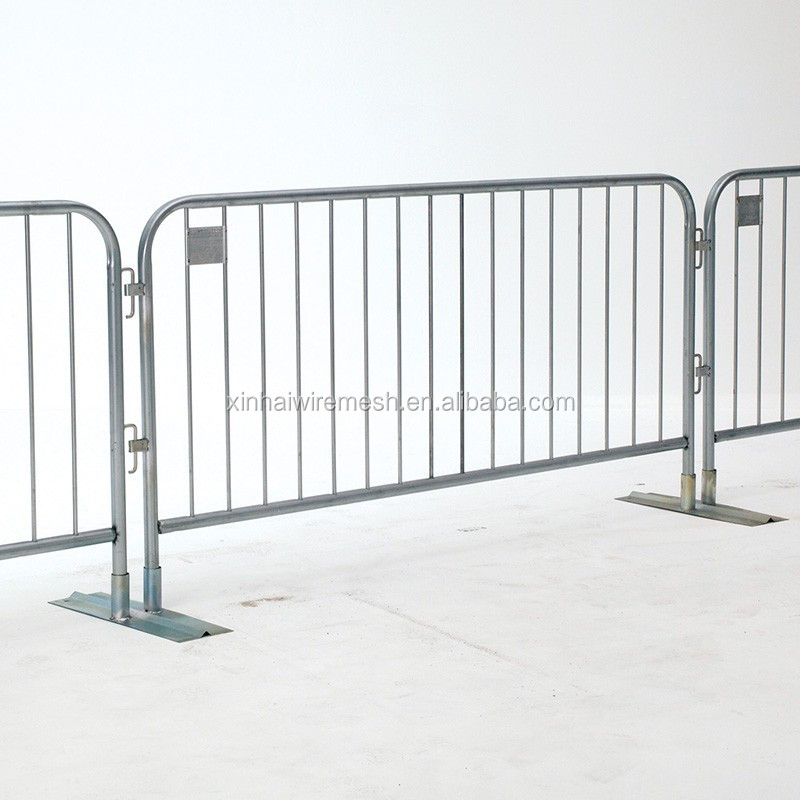 Temporary Traffic Crowd Control Barrier
