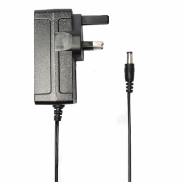 Reino Unido 230V AC DC 9V 2000MA Adaptador de potencia