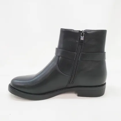 Durable Chelsea Boots: Fashion Flat Ankle Short Boots for Women