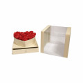 Caja de cumpleaños de perfume con cajón en forma de corazón