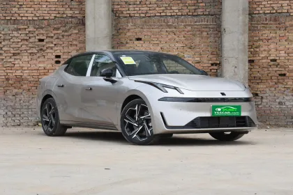 Lynk & Co 07 EM-P: New Arrival in Plug-In Hybrid Sedans