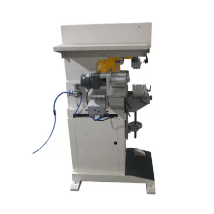 pad printer with pad-clean device