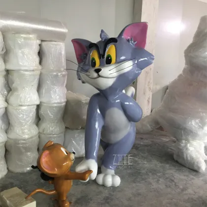 Outdoor decor life size movie character fiberglass tom and jerry comic statue