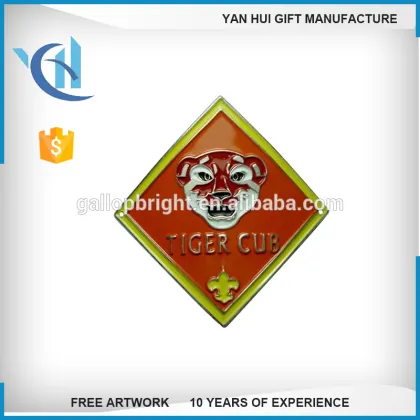 High quality custom metal lapel pin badge