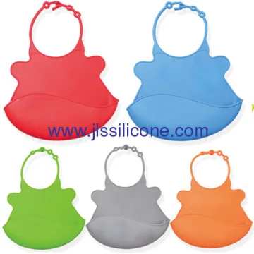 Durable And Cartoon Designed Silicone Infant Bibs 