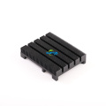 Slotted heatsinks for power amplifiers