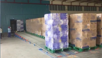 Carton stacking Antiskid glue alternative to film