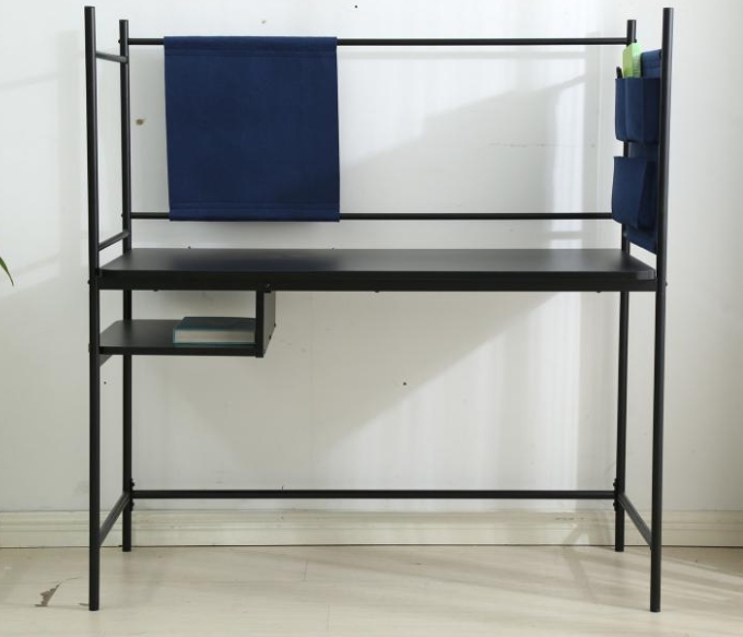 Optimieren Sie Ihr Home Office: Sollte Ihr Schreibtisch dem Fenster aussehen? Optimizing Your Home Office: Should Your Desk Face the Window?