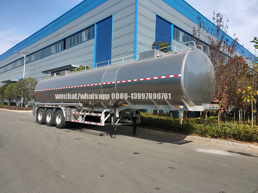 Edible Oil Stainlesss Steel Tank Trailer Jpg