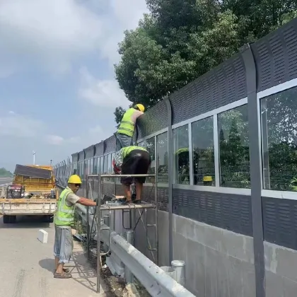 Anping Supplier Outdoor Sound-Absorbing Board Noise Barrier Partition Wall