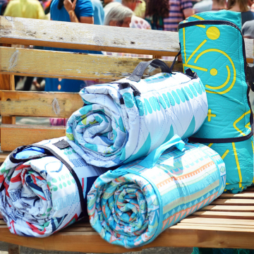 Bosimia PVC Picnic Mat - Outdoor Camping Mat with Moisture and Dirt Protection