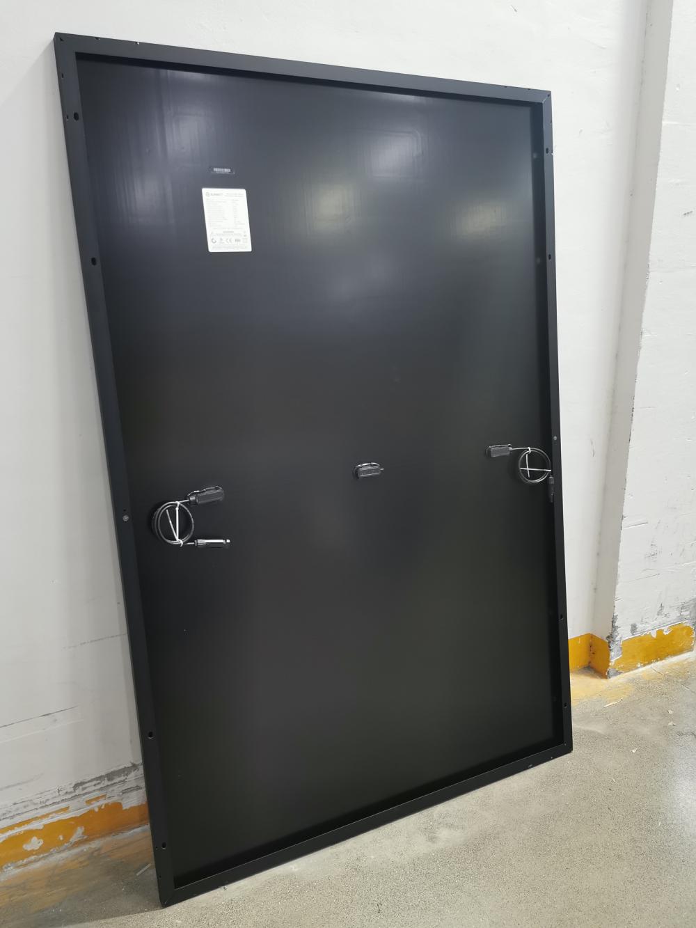 Europe warehouse in stock 410W all black solar panle PV module