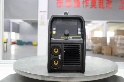 Inverter welding machine with PFC ARC160PFC