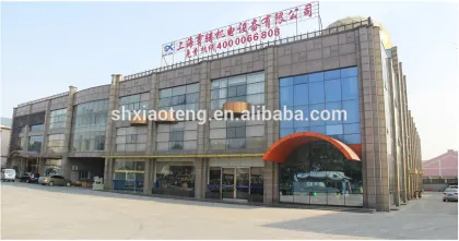 Horizontal solid glue labelling machine