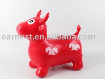 INFLATABLE TOY COW
