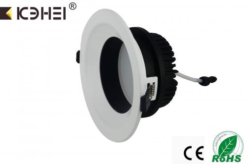 Luz de 18W 3000K 110V UGR para baixo