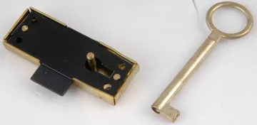 desk drawer lock