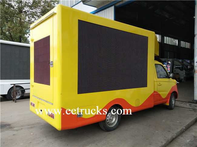 P5 LED Mobile Advertising Trucks