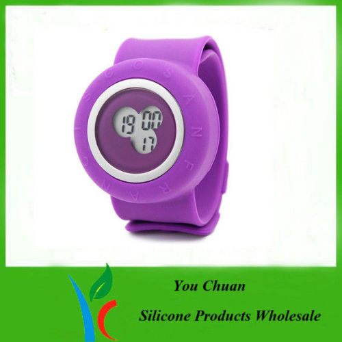 Colorful Silicone Strap Watches, Slap Silicon Watch For Hour / Minute / Second Display