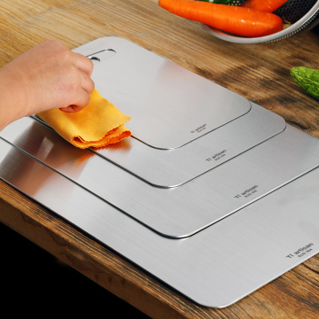 Titanium de aço inoxidável Placa de corte de dupla face para cozinha e uso ao ar livre