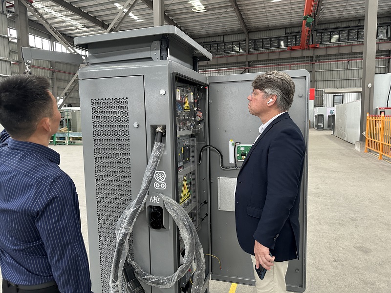 From the Canton Fair to on-site factory inspection, Sennan Electric welcomes Brazilian customers for inspection and negotiation of cooperation