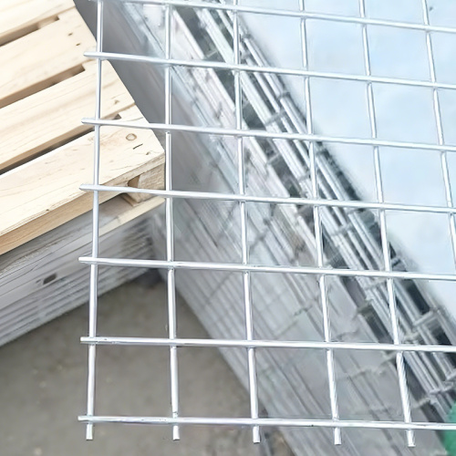 Odporna na rdzę ocynkowana siatka druciana do ogrodzeń gospodarstw rolnych