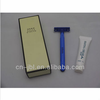 High Quality Low Pirce Shaving Kit With Shavor and Cream