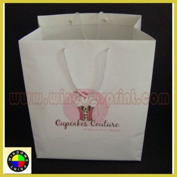 Cupcake packaging paper bag