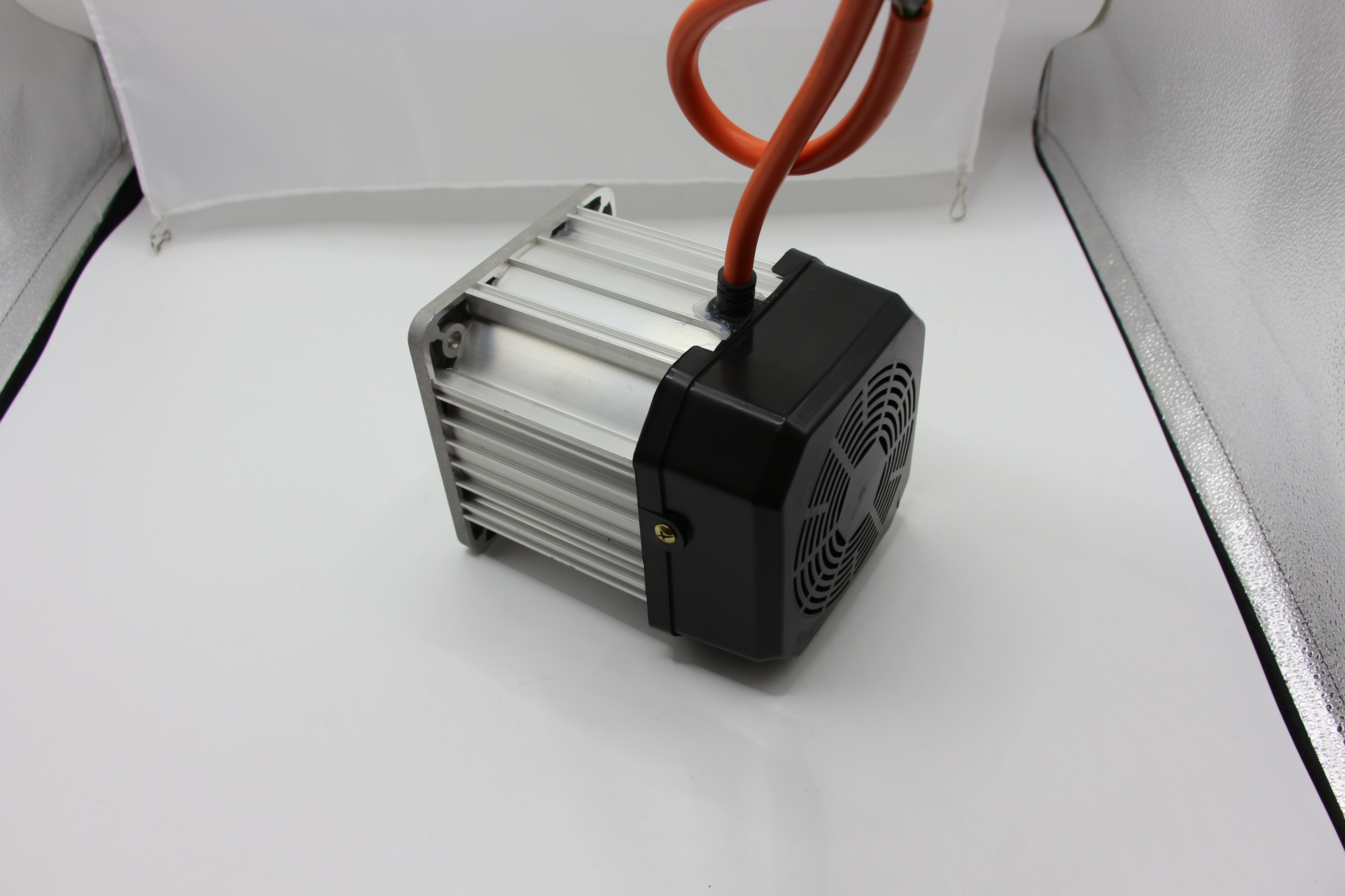 Mid-drive Centre Mount motor