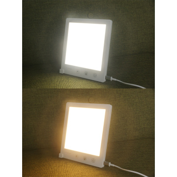 Suron Natural Light Therapy Lampは日光をシミュレートしました