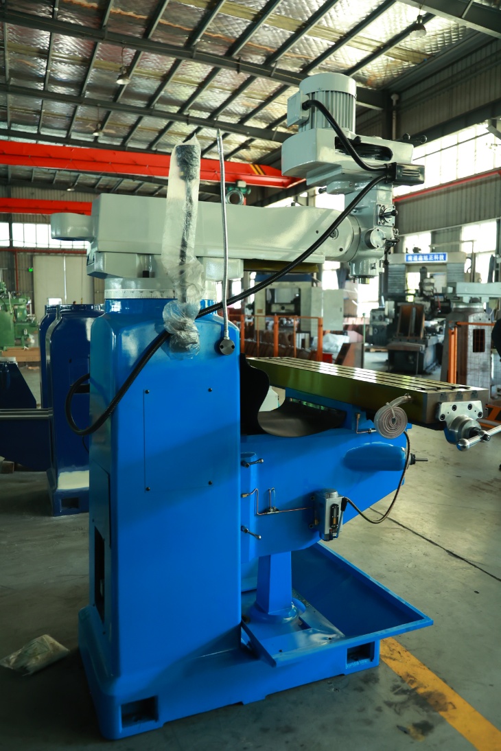 Blue turret milling machines