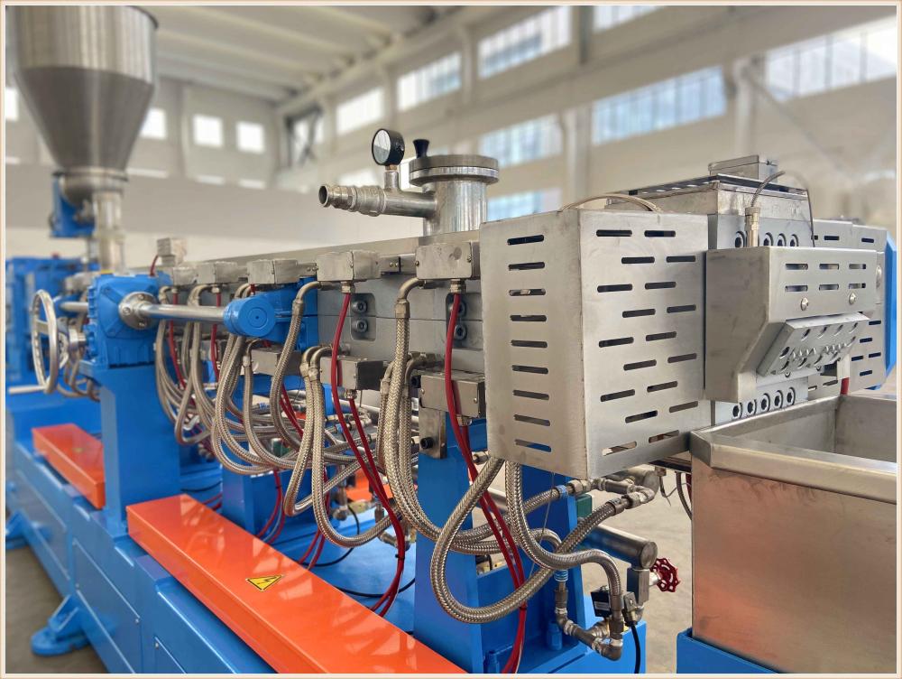 Plastic Masterbatch Compounding Twin Screw Extruder Machine