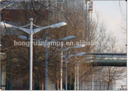 High mast lighting pole