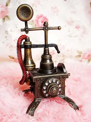 Old Metal Gear Phone Model