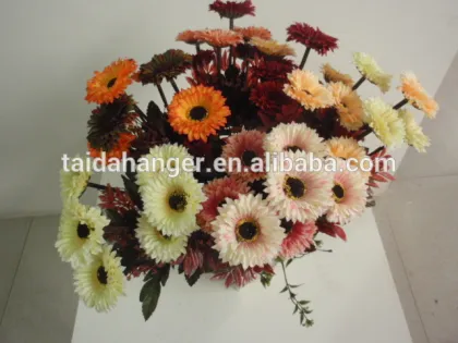 The Bunch of Flowers Artificial 7 forks Chrysanthemum Flower Small Pieces Simulation Silk Flower for Decoration