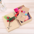 Переработанная коричневая крафт -бумага для рождественской подарочной коробку в канун