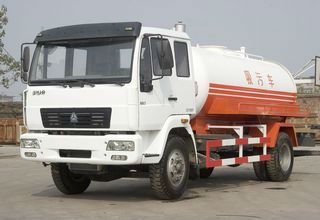 Sinoteuk 4x2 vacuum truck