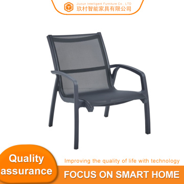 खुली जगहों के लिए स्टाइलिश आउटडोर बैठने की व्यवस्था