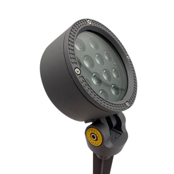 Outdoor flood light with multiple illumination angles