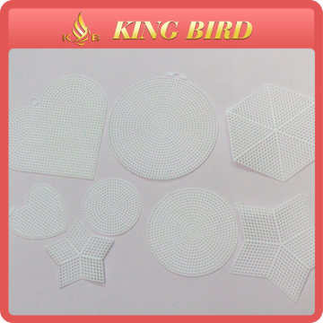 white hard professional plastic coated mesh for fences prices